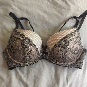 Victoria’s Secret bra